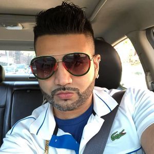 Meet your Posher, Faraz